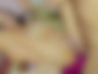 Live cam show with ChloeOhiggins - Pornstar Skinny on Strip Flash - Live Sex Shows