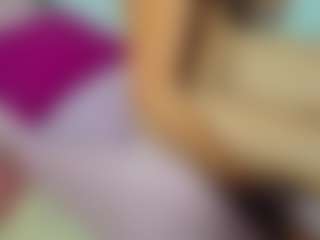 ChloeOhiggins's Live Sex Cam Show