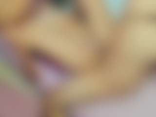 ChloeOhiggins's Live Sex Cam Show