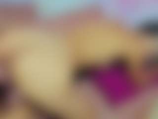ChloeOhiggins's Live Sex Cam Show