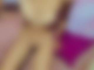 ChloeOhiggins's Live Sex Cam Show