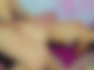 ChloeOhiggins's Live Sex Cam Show