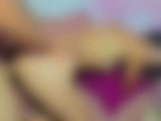ChloeOhiggins's Live Sex Cam Show