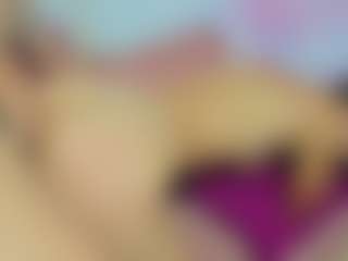 ChloeOhiggins's Live Sex Cam Show