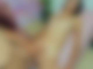 ChloeOhiggins's Live Sex Cam Show