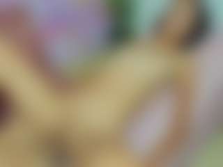 ChloeOhiggins's Live Sex Cam Show