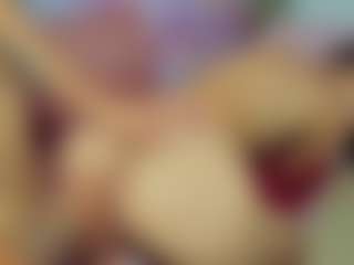 ChloeOhiggins's Live Sex Cam Show