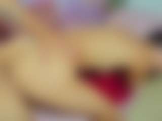 ChloeOhiggins's Live Sex Cam Show
