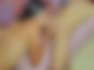 ChloeOhiggins's Live Sex Cam Show