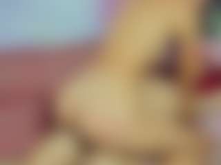 ChloeOhiggins's Live Sex Cam Show