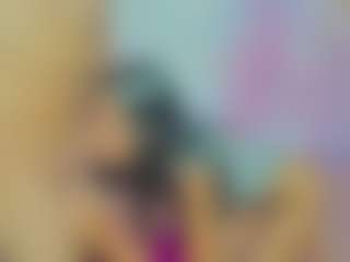 ChloeOhiggins's Live Sex Cam Show