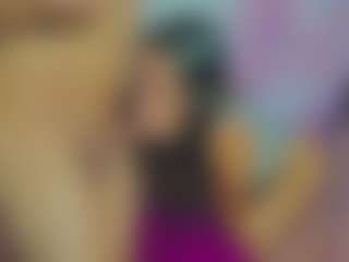 ChloeOhiggins's Live Sex Cam Show