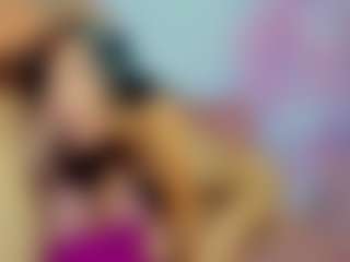 ChloeOhiggins's Live Sex Cam Show