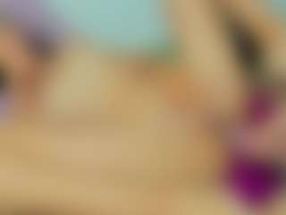 ChloeOhiggins's Live Sex Cam Show