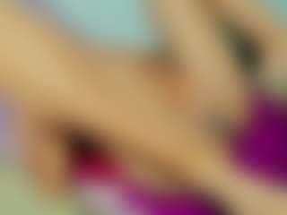 ChloeOhiggins's Live Sex Cam Show