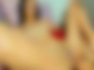 ChloeOhiggins's Live Sex Cam Show