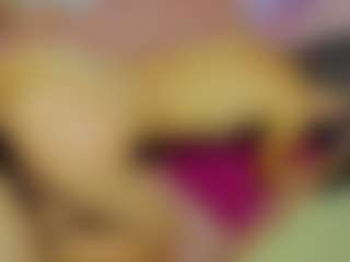ChloeOhiggins's Live Sex Cam Show