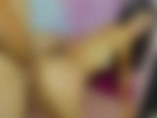 ChloeOhiggins's Live Sex Cam Show