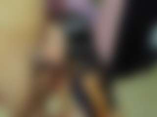 Live cam show with ChloeOhiggins - Facial Piercings on Milfs Live