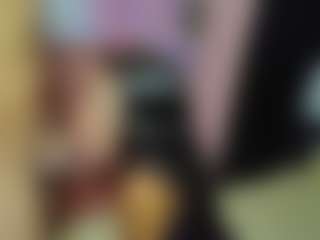 Live cam show with ChloeOhiggins - Facesitting on Camsoda