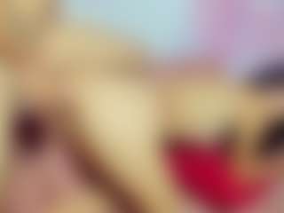 Live cam show with ChloeOhiggins - New Teen (18+) on TastyBlacksLive