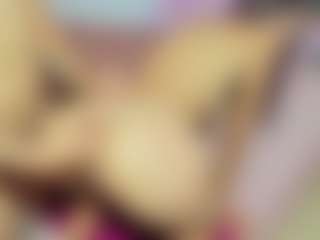 ChloeOhiggins's Live Sex Cam Show