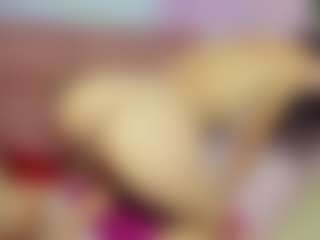 ChloeOhiggins's Live Sex Cam Show