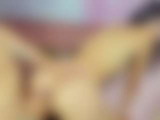 ChloeOhiggins's Live Sex Cam Show