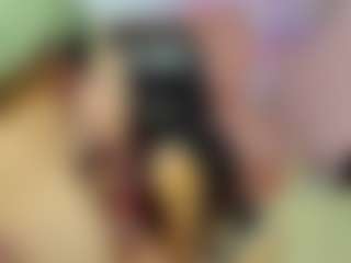 ChloeOhiggins's Live Sex Cam Show