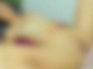 ChloeOhiggins's Live Sex Cam Show