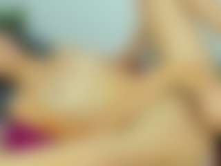 ChloeOhiggins's Live Sex Cam Show