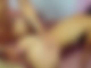 ChloeOhiggins's Live Sex Cam Show