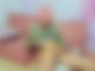 ChloeOhiggins's Live Sex Cam Show