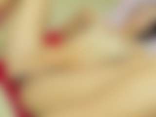 Live cam show with ChloeOhiggins - Cum on ObeyMaria