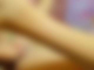 ChloeOhiggins's Live Sex Cam Show