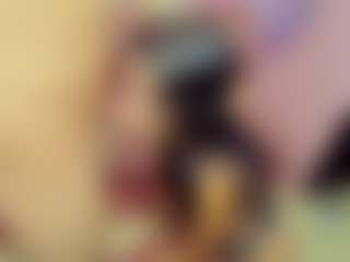 ChloeOhiggins's Live Sex Cam Show