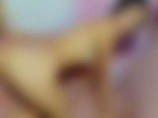 Live cam show with ChloeOhiggins - Teen (18+) on x69.live