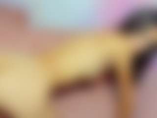 Live cam show with ChloeOhiggins - Body Massage on WildCum