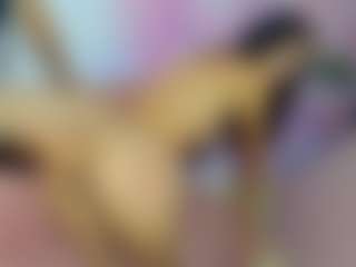 ChloeOhiggins's Live Sex Cam Show