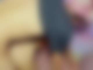 Live cam show with ChloeOhiggins - Brown Eyes on https://playwithruby.com