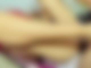 Live cam show with ChloeOhiggins - Drinking on sexytreat.net