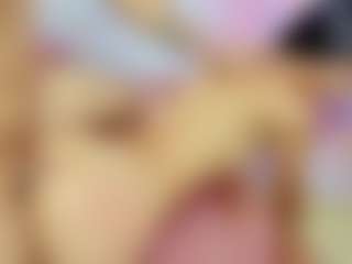 Live cam show with ChloeOhiggins - White on Dare Cams | colombia