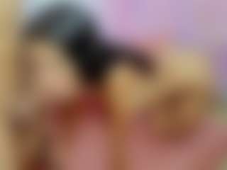 Live cam show with ChloeOhiggins - Brown Eyes on Lustler