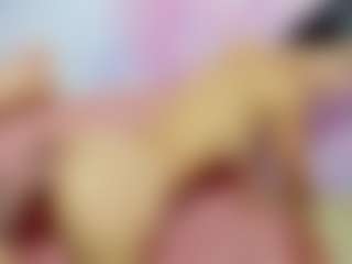Live cam show with ChloeOhiggins - Teen (18+) on Dolls Live