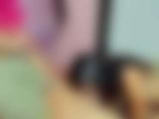 ChloeOhiggins's Live Sex Cam Show