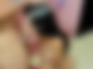 ChloeOhiggins's Live Sex Cam Show