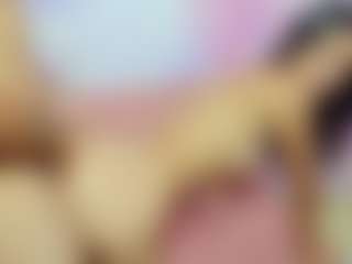 Live cam show with ChloeOhiggins - Brown Eyes on Soda Cam