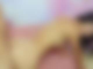 Live cam show with ChloeOhiggins - Cum on Camsoda