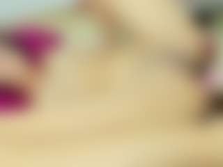 ChloeOhiggins's Live Sex Cam Show