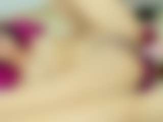 Live cam show with ChloeOhiggins - Cum on SpankPalCams